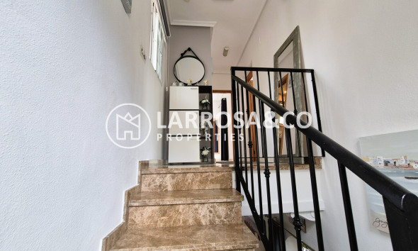 Resale - Detached House/Villa - Villamartin - Costa Blanca