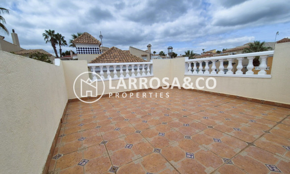 Resale - Detached House/Villa - Villamartin - Costa Blanca