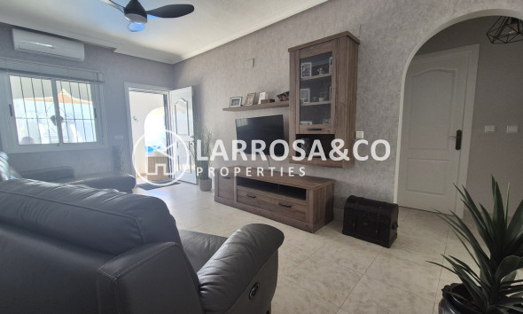 Resale - Semi-detached house - San Miguel de Salinas - Inland