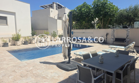 Herverkoop - Villa - San Miguel de Salinas - Inland