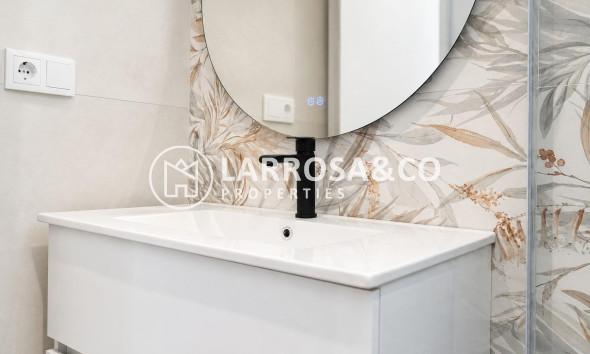 New build - Semi-detached house - Dolores - Sector 2