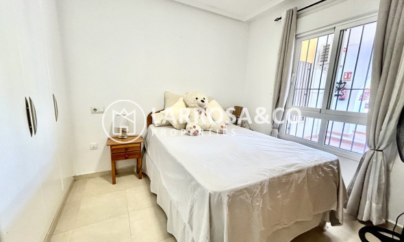 Resale - Apartment - Villamartin - Costa Blanca