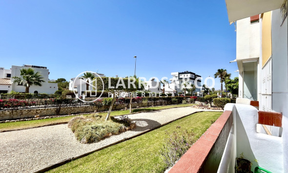 Resale - Apartment - Villamartin - Costa Blanca