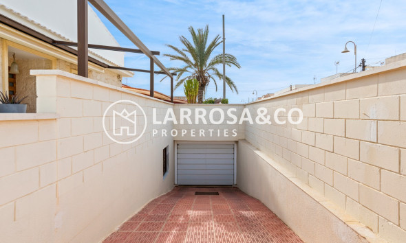 Herverkoop - Villa - Guardamar del Segura - Guardamar Playa