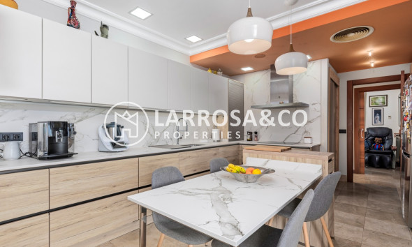 Herverkoop - Villa - Guardamar del Segura - Guardamar Playa