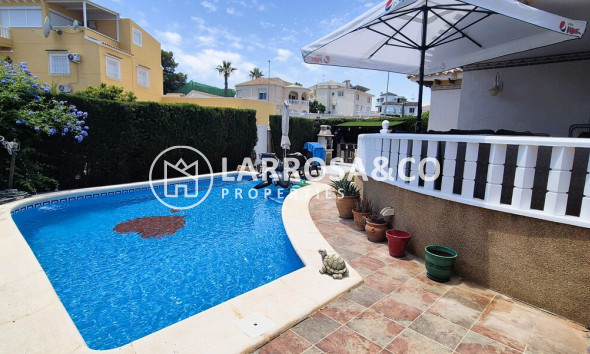 Resale - Detached House/Villa - Villamartin - Costa Blanca