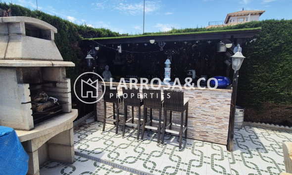 Resale - Detached House/Villa - Villamartin - Costa Blanca