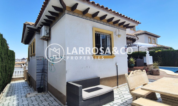 Resale - Detached House/Villa - Villamartin - Costa Blanca