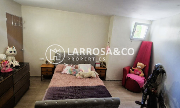 Resale - Detached House/Villa - Villamartin - Costa Blanca