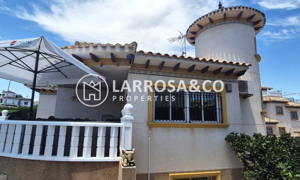 Resale - Detached House/Villa - Villamartin - Costa Blanca