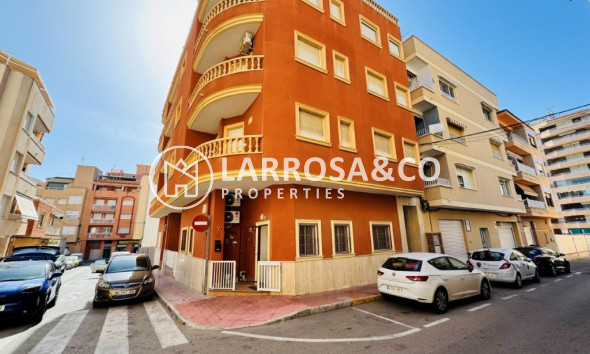 Resale - Apartment - La Mata - Costa Blanca