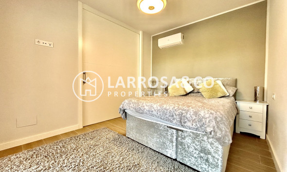 Herverkoop - Apartment - Villamartin - Costa Blanca