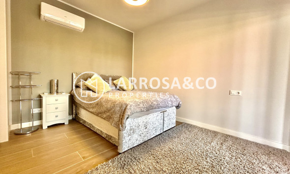 Herverkoop - Apartment - Villamartin - Costa Blanca