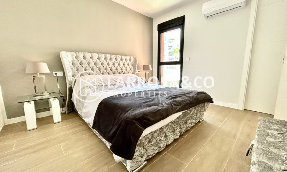 Herverkoop - Apartment - Villamartin - Costa Blanca