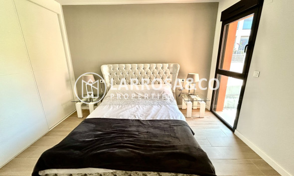 Herverkoop - Apartment - Villamartin - Costa Blanca