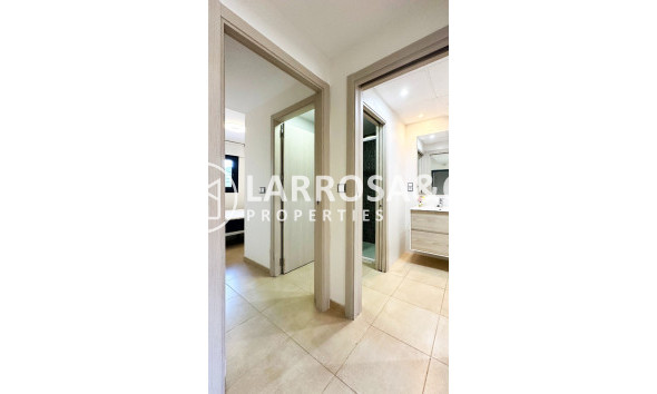 Resale - Apartment - Santa Pola - Costa Blanca