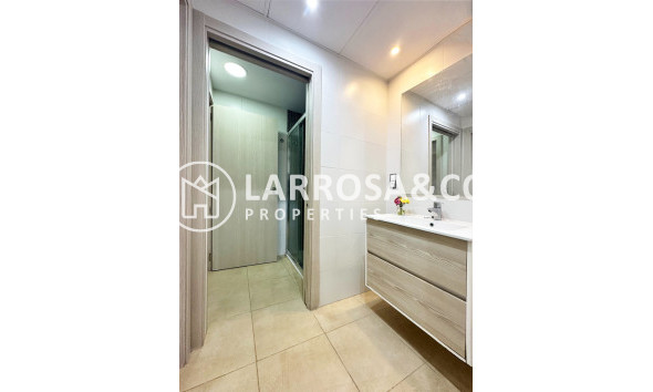Resale - Apartment - Santa Pola - Costa Blanca