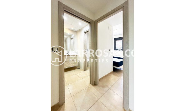 Resale - Apartment - Santa Pola - Costa Blanca