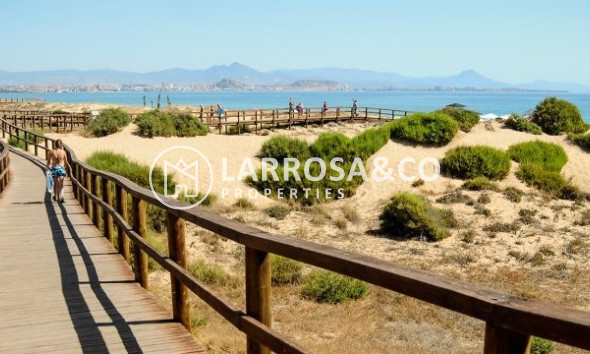 Resale - Apartment - Santa Pola - Costa Blanca