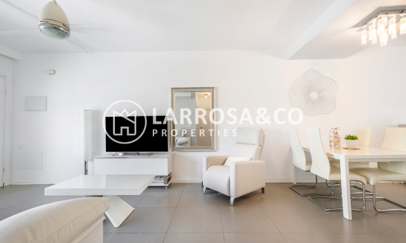 Resale - Apartment - Pilar de la Horadada - Costa Blanca