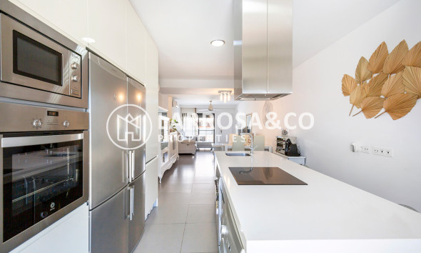 Resale - Apartment - Pilar de la Horadada - Costa Blanca