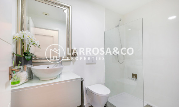 Resale - Apartment - Pilar de la Horadada - Costa Blanca