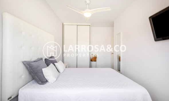 Resale - Apartment - Pilar de la Horadada - Costa Blanca