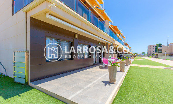 Resale - Apartment - Pilar de la Horadada - Costa Blanca