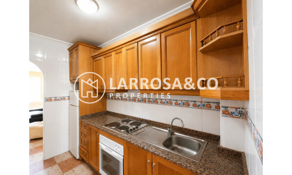 Resale - Apartment - Villamartin - Costa Blanca