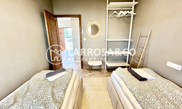 Resale - Detached House/Villa - La Zenia - Costa Blanca