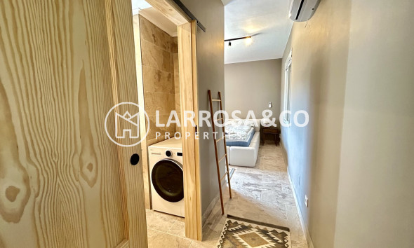 Resale - Detached House/Villa - La Zenia - Costa Blanca