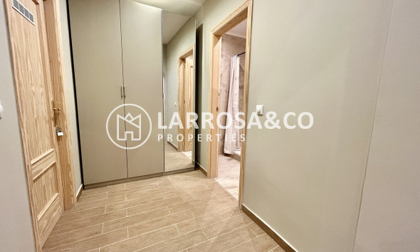 Resale - Detached House/Villa - La Zenia - Costa Blanca