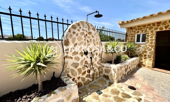 Resale - Detached House/Villa - La Zenia - Costa Blanca