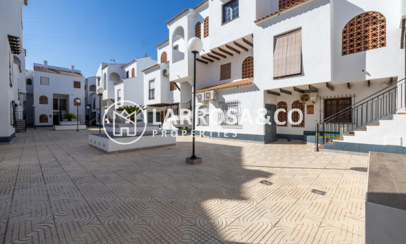 Resale - Apartment - Torrevieja - torrevieja
