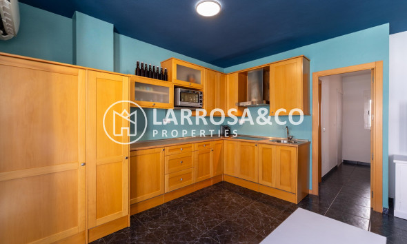 Resale - Apartment - Torrevieja - torrevieja