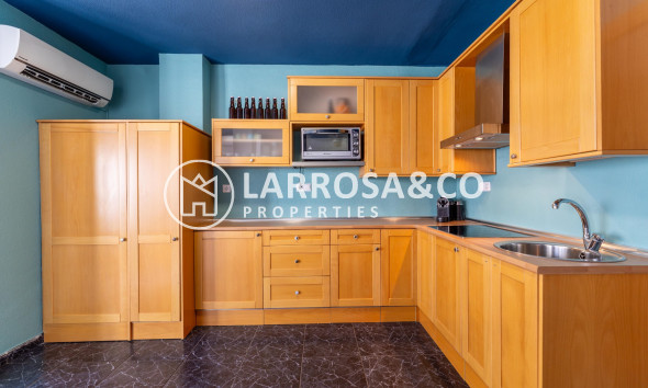 Resale - Apartment - Torrevieja - torrevieja