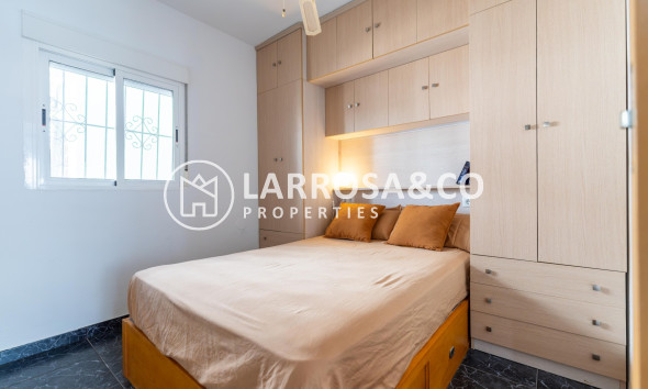 Resale - Apartment - Torrevieja - torrevieja