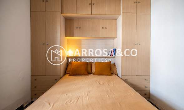 Resale - Apartment - Torrevieja - torrevieja