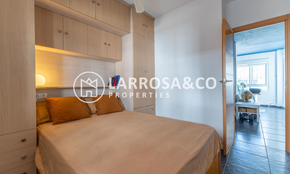 Resale - Apartment - Torrevieja - torrevieja