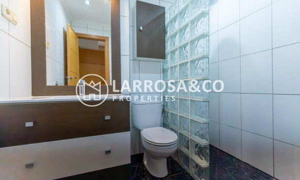 Resale - Apartment - Torrevieja - torrevieja
