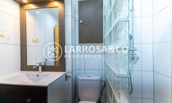 Resale - Apartment - Torrevieja - torrevieja