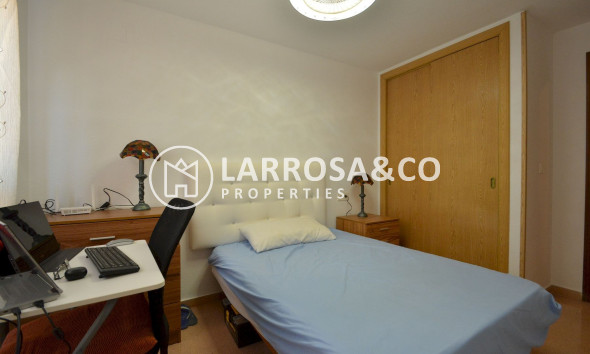 Resale - Apartment - Guardamar del Segura