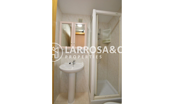Resale - Apartment - Guardamar del Segura