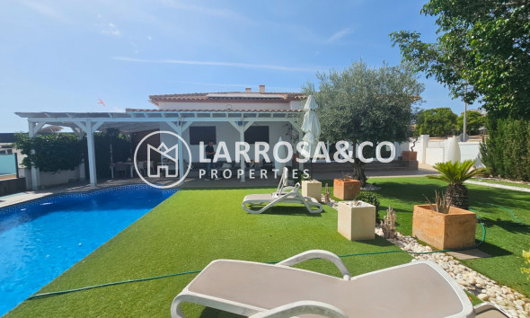 Resale - Detached House/Villa - San Fulgencio - El Oasis