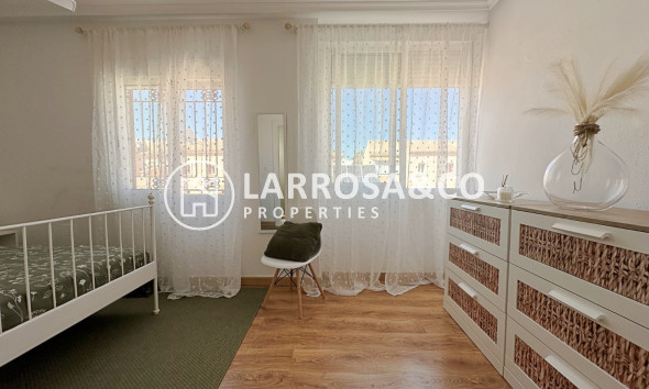 Resale - Semi-detached house - Orihuela costa - La Zenia