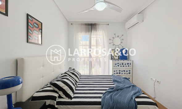 Resale - Semi-detached house - Orihuela costa - La Zenia