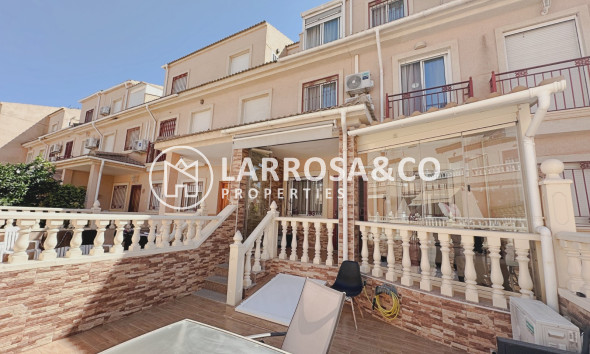 Resale - Semi-detached house - Orihuela costa - La Zenia