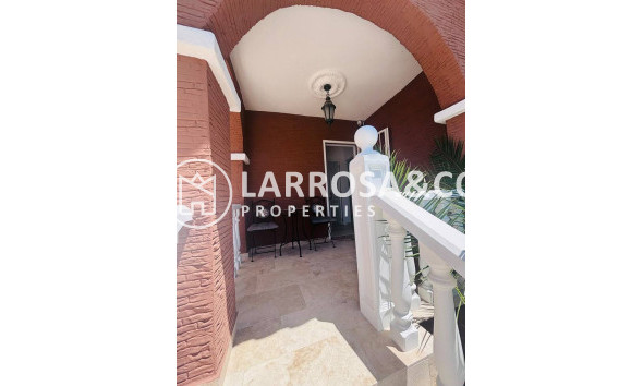 Resale - Detached House/Villa - Villamartin - Costa Blanca