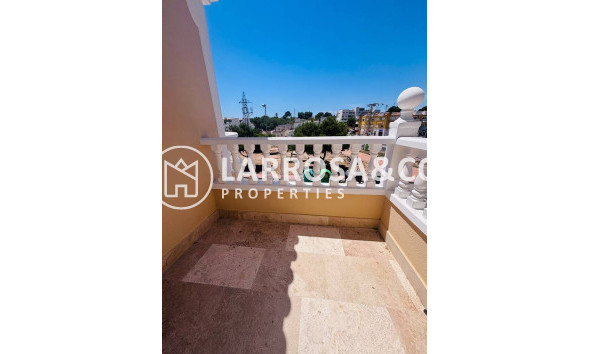 Resale - Detached House/Villa - Villamartin - Costa Blanca