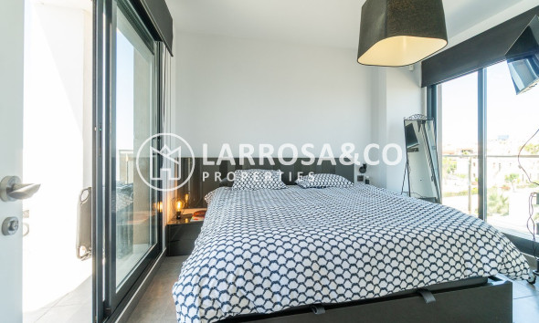 Resale - Penthouse  - Villamartin - Costa Blanca